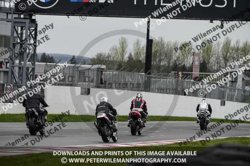 donington no limits trackday;donington park photographs;donington trackday photographs;no limits trackdays;peter wileman photography;trackday digital images;trackday photos
